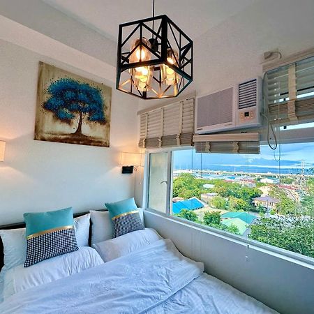 Studio One Condominium, Alabang - Bluu - Fiber Wi-Fi, Netflix-Ready Muntinlupa City Exteriér fotografie