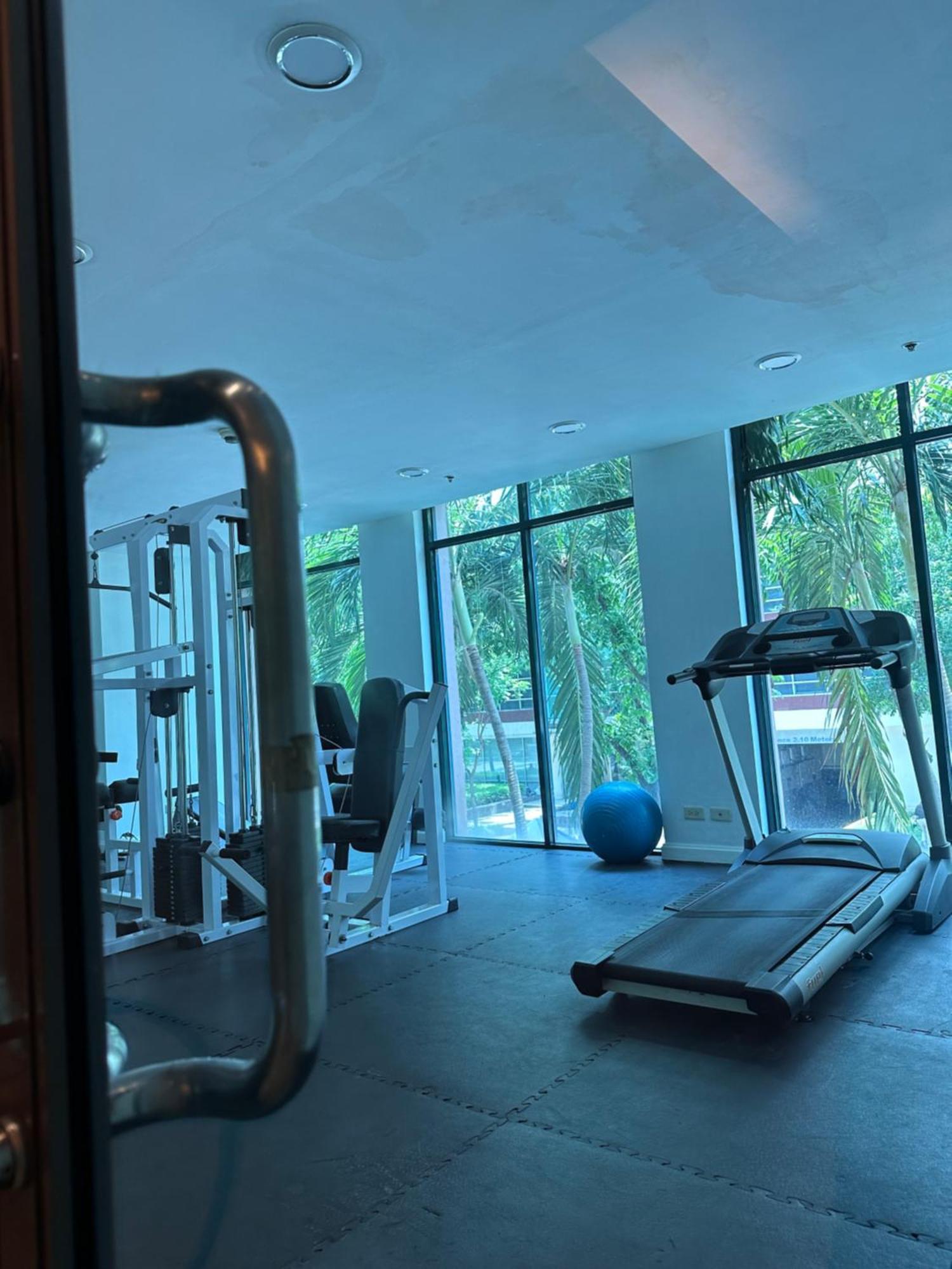 Studio One Condominium, Alabang - Bluu - Fiber Wi-Fi, Netflix-Ready Muntinlupa City Exteriér fotografie