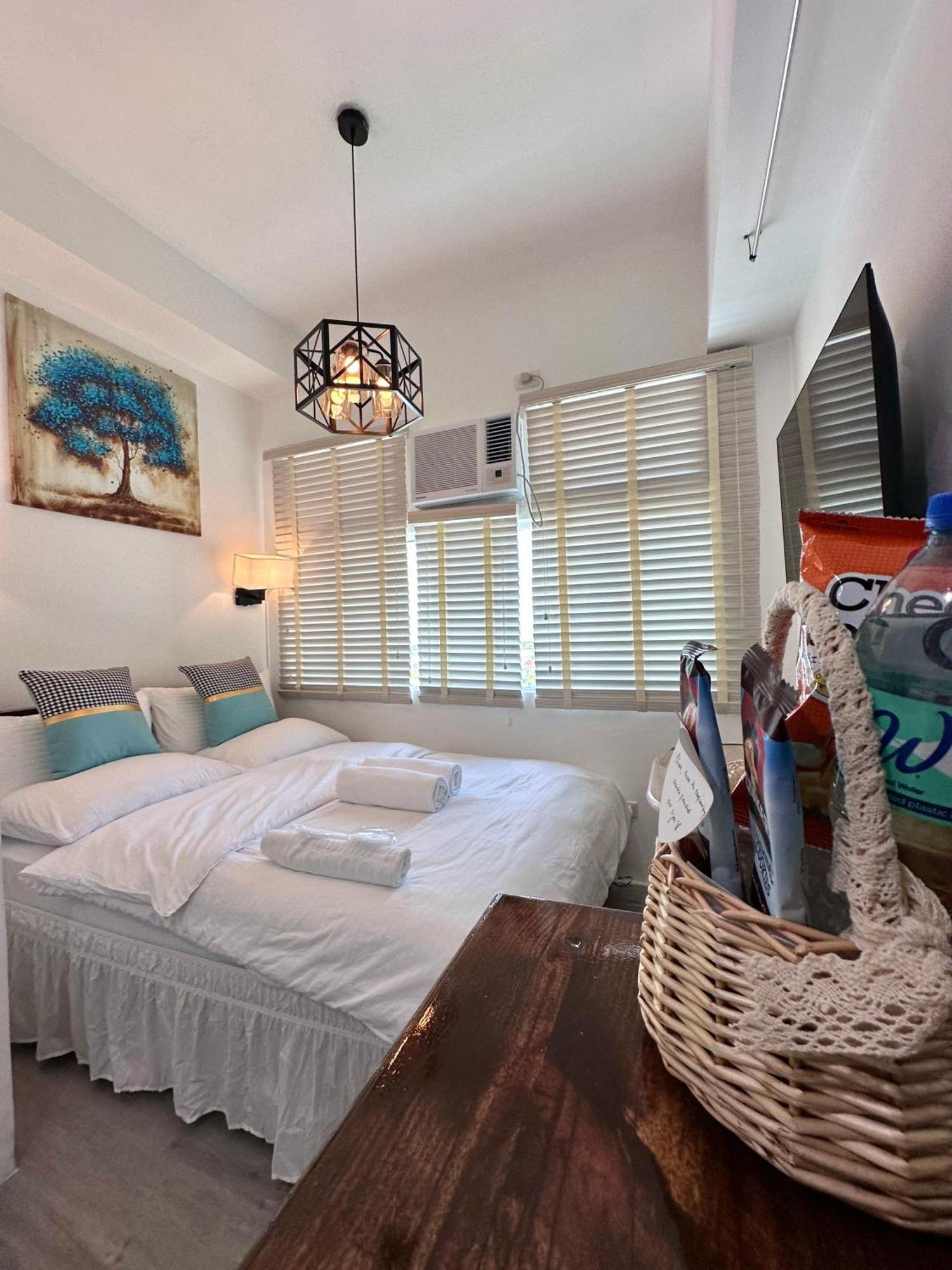 Studio One Condominium, Alabang - Bluu - Fiber Wi-Fi, Netflix-Ready Muntinlupa City Exteriér fotografie